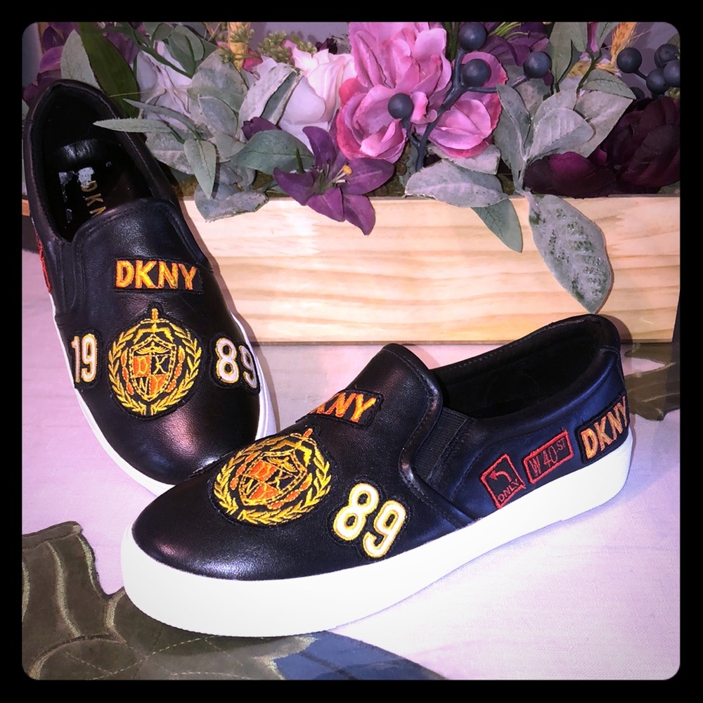 Dkny slip on sneakers